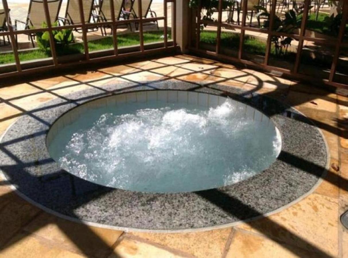 Lacqua Diroma V Apt Localizado Proximo A Portariaparque Aquatico Completo Nao Dispomos De Roupa De Cama E Banho Caldas Novas Luaran gambar